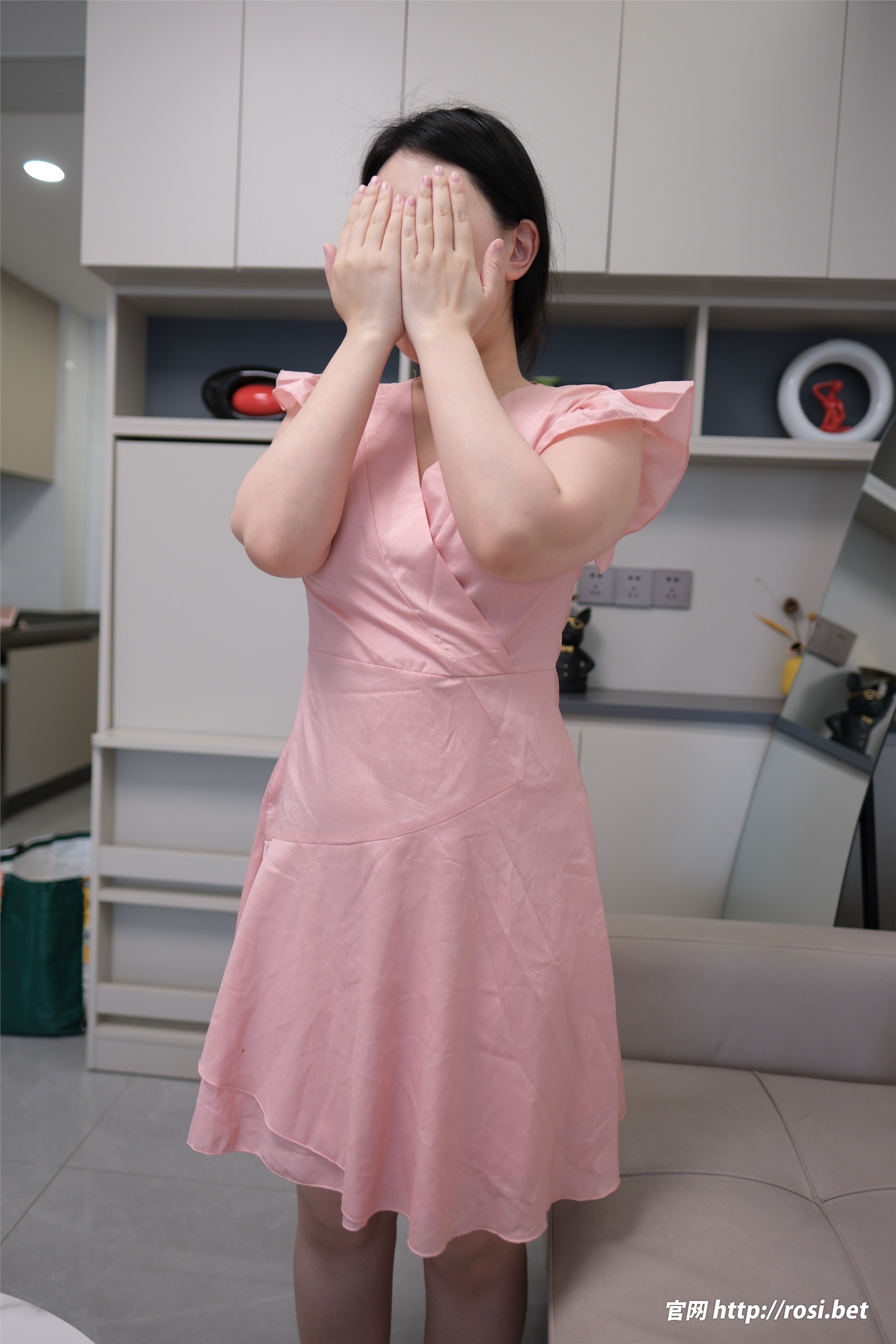 ROSI写真 2024.10.30 NO.4713